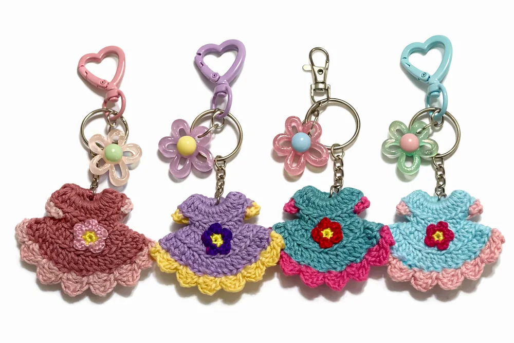 Sombreritos de colores tejido a mano